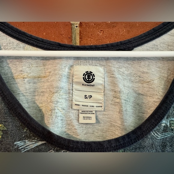 Element Tank Top - Picture 3 of 5